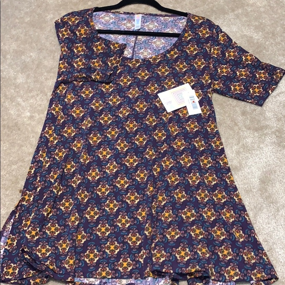 S LuLaRoe perfect t